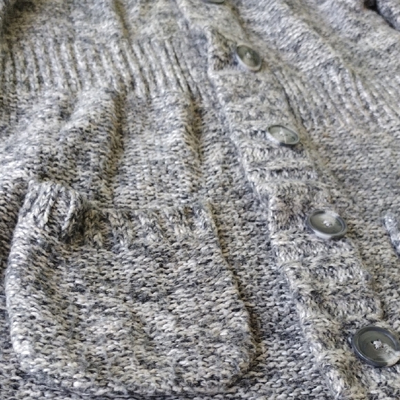 Merona Black and White Knit Sweater - Picture 3 of 15
